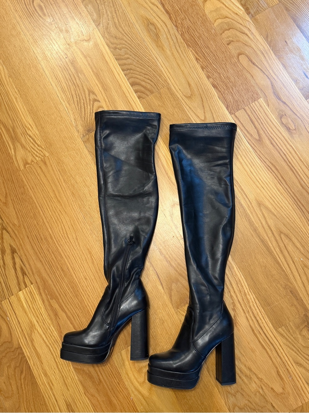 Black Platform Knee-High Block Heel Boots - Women